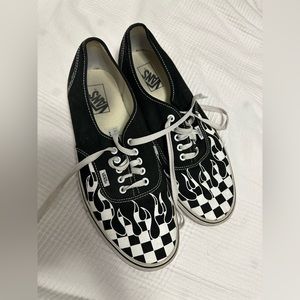 Used men’s checkerboard/flames Vans